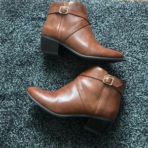 Karen Scott Brown Leather Ankle Boots